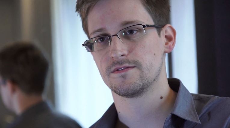 Edward Snowden Comments On The Apple FBI Case