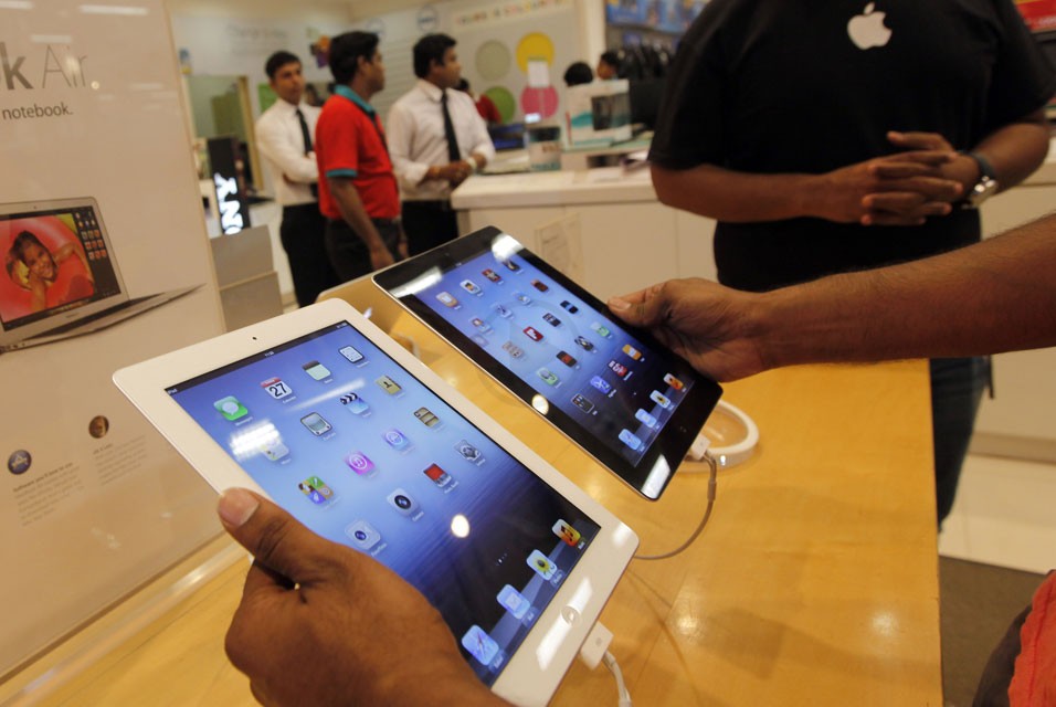 Dissing Owners Of Age Old PCs Is Not At All A Good Option To Sell A New iPad