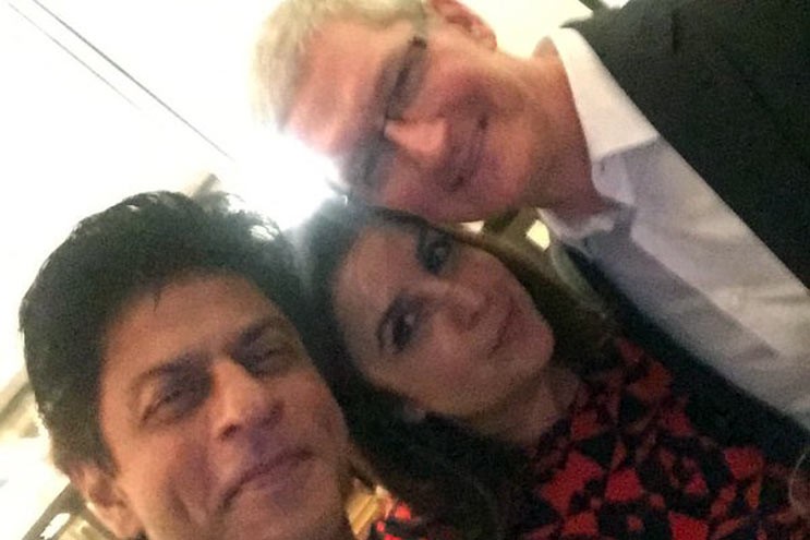 Tim Cook Seen Partying and Meeting Various Bollywood Celebrities