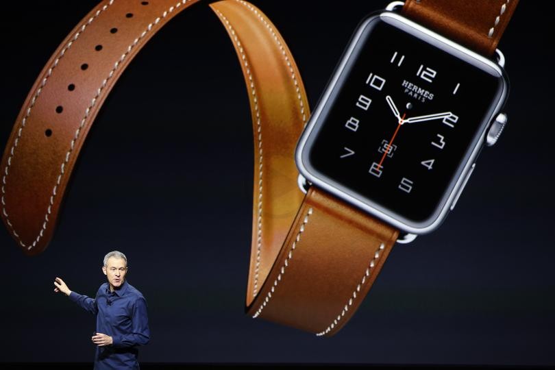 Apple Smart Watches Sales Smooth In Q1 Results