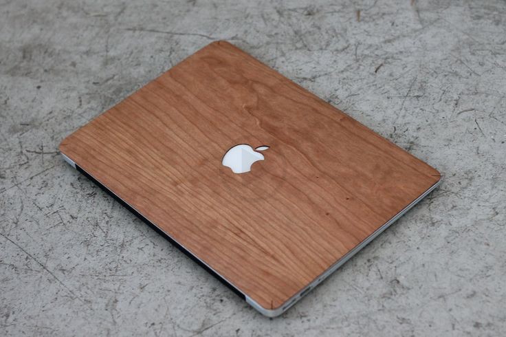 MacBook Leather Case of Burkley Adds that Elegant Touch