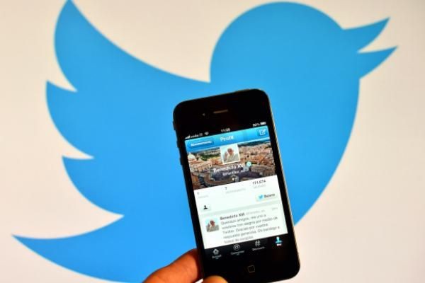 Great Chance for Apple! Salesforce Quits, Twitter Remains Unclaimed