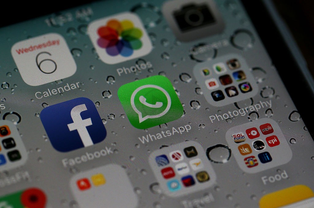 Major Flaw Found in WhatsApp & iCloud