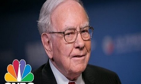 Warren Buffet Speaks About FBI‐Apple Battle, Says Privacy Had Its Own Limits