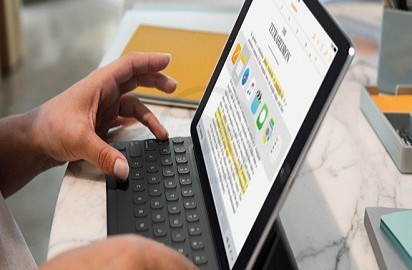 Apple Beats Down Microsoft Legacy in Tablets
