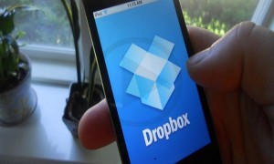 Dropbox Feature Within iOS Compatible Facebook Messenger App