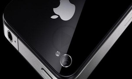 Apple Is Reportedly Dropping Aluminum Back Casing For 2017 Launch