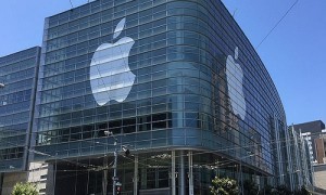 Apple’s Logo Starts Being Decorated At WWDC 22016