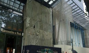 New Photos Show Progress Being Made on First Apple Store in Singapore